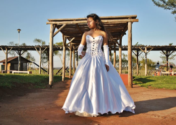 Trending Prom Dress Styles for the Fashion-Forward Teen