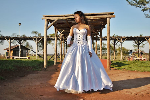 Trending Prom Dress Styles for the Fashion-Forward Teen