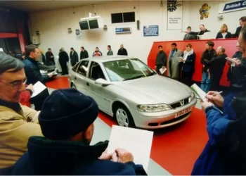 How to Choose the Perfect Classic Car at Auction