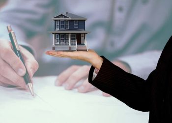 Do I Need an Agent to Buy a House in Canada?