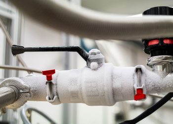 How to Keep Pipes Warm During a Freeze